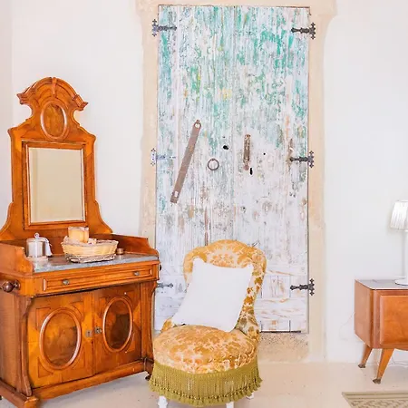 Historia- Dimore Corte Chiesa Affittacamere 4*