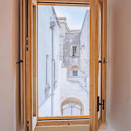 Historia- Dimore Corte Chiesa Casa de hóspedes