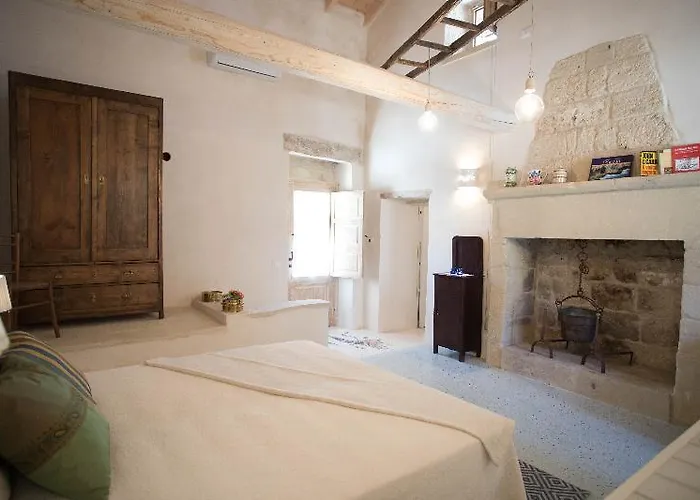 Πανσιόν Historia- Dimore Corte Chiesa 4*
